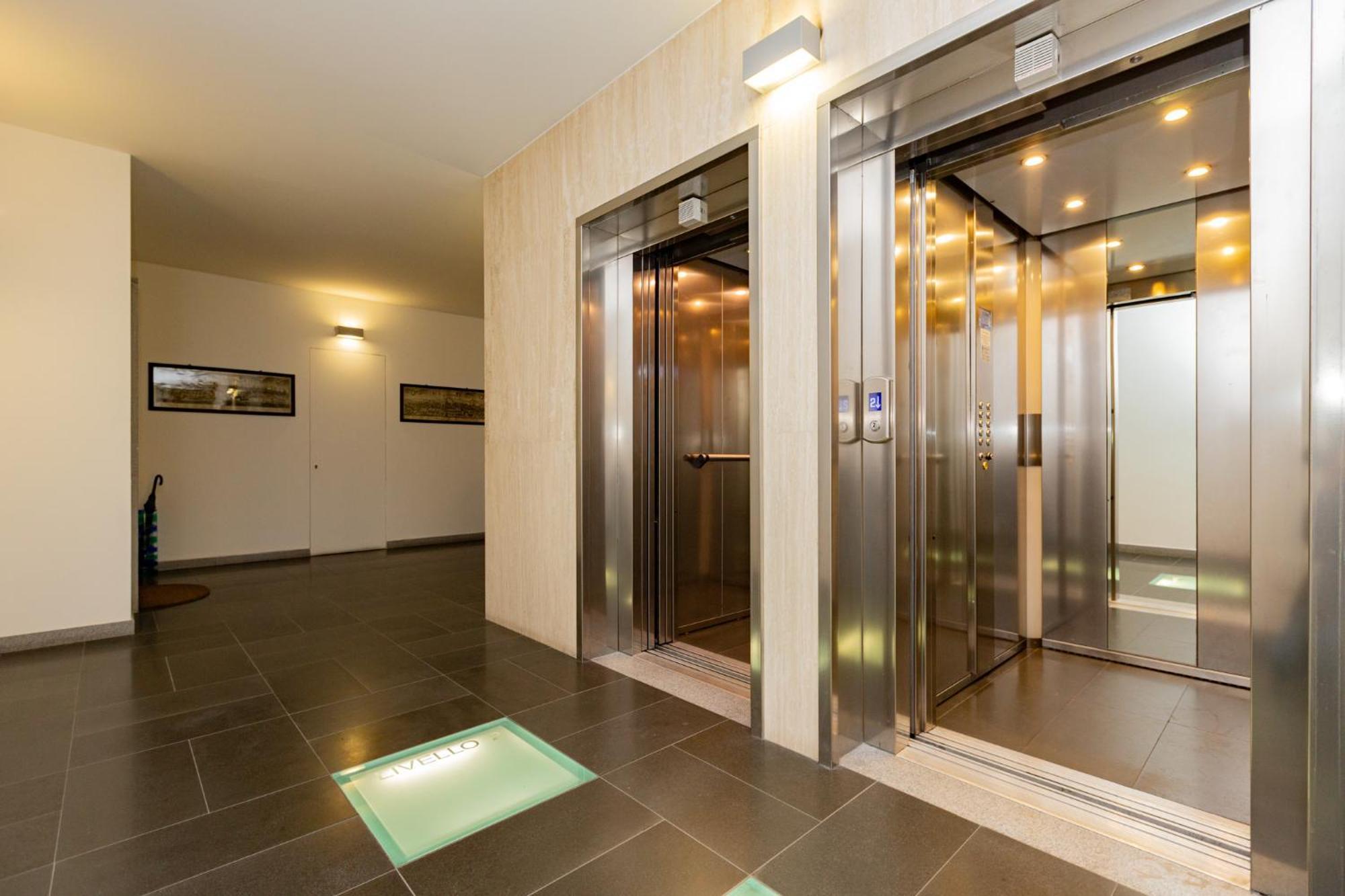 Premuda20 Milan Elegant Apartment Екстериор снимка