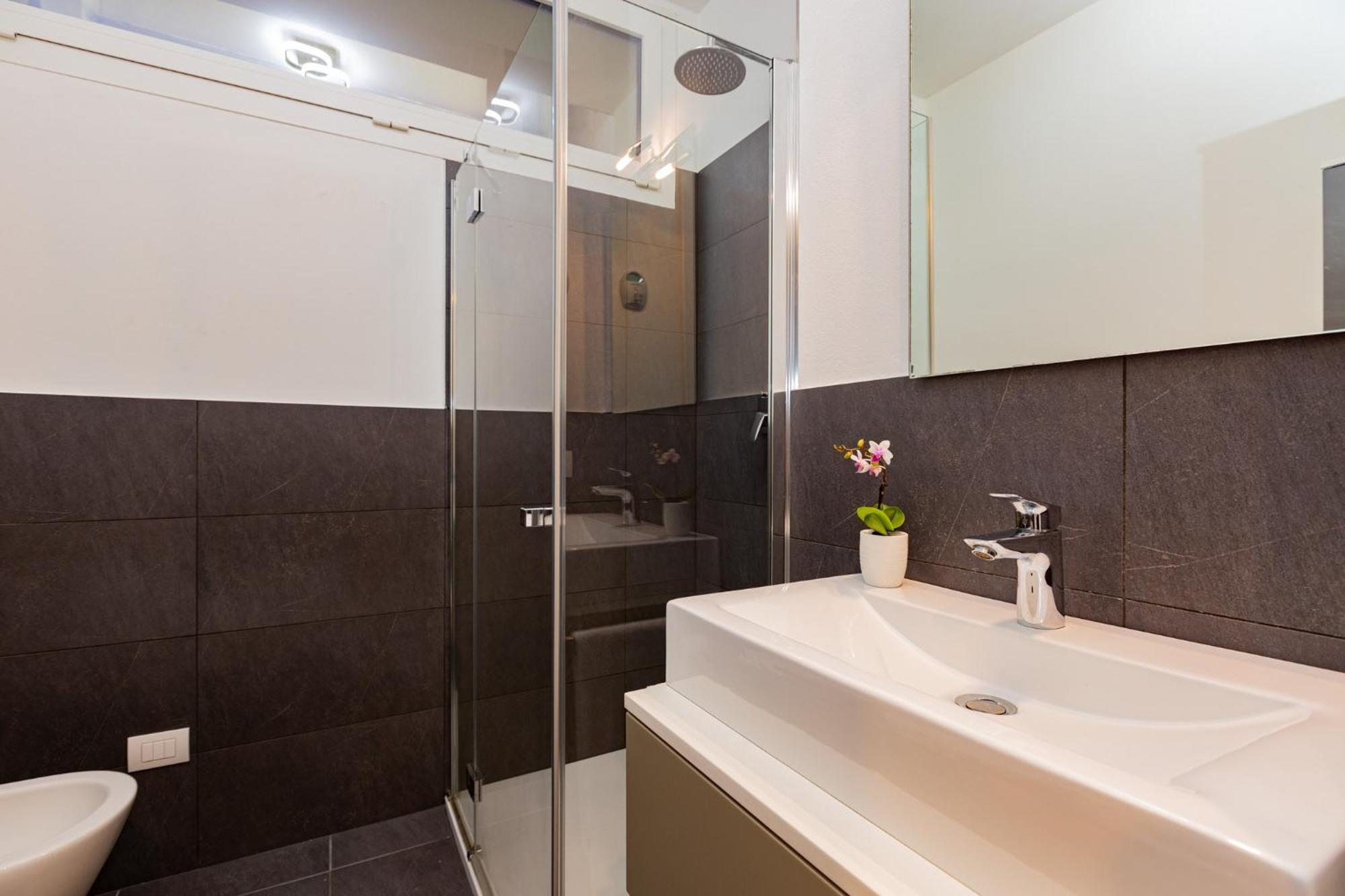Premuda20 Milan Elegant Apartment Екстериор снимка